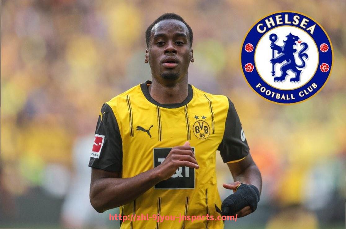 J9九游会登录入口-英超14–15赛季球衣设计特点与经典配色回顾