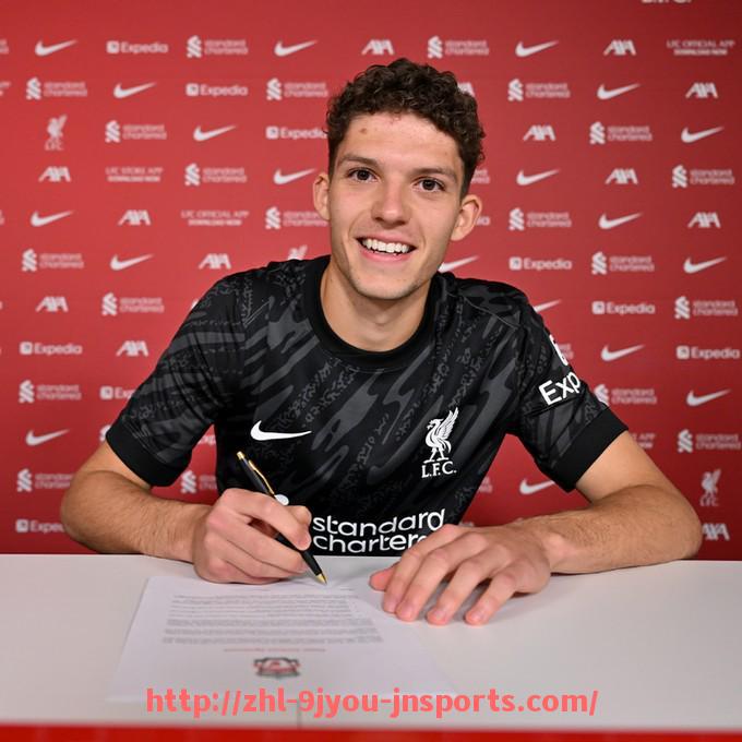 J9九游会登录入口-威斯布鲁克在火箭队的霸气表现图片合集